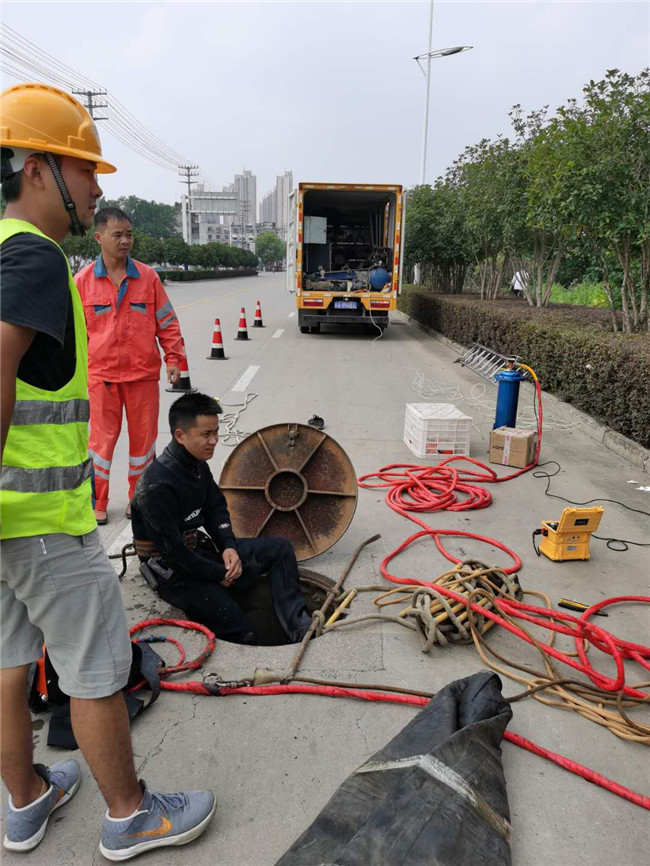 越城翻衬法管道修复技术主要工序