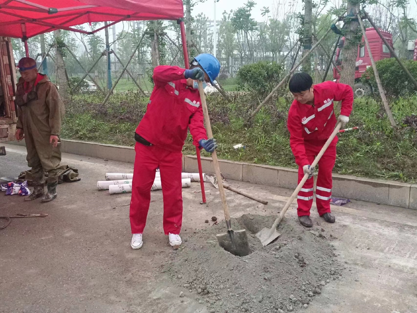 越城管道疏通哪家好】及时进行市政管道清淤